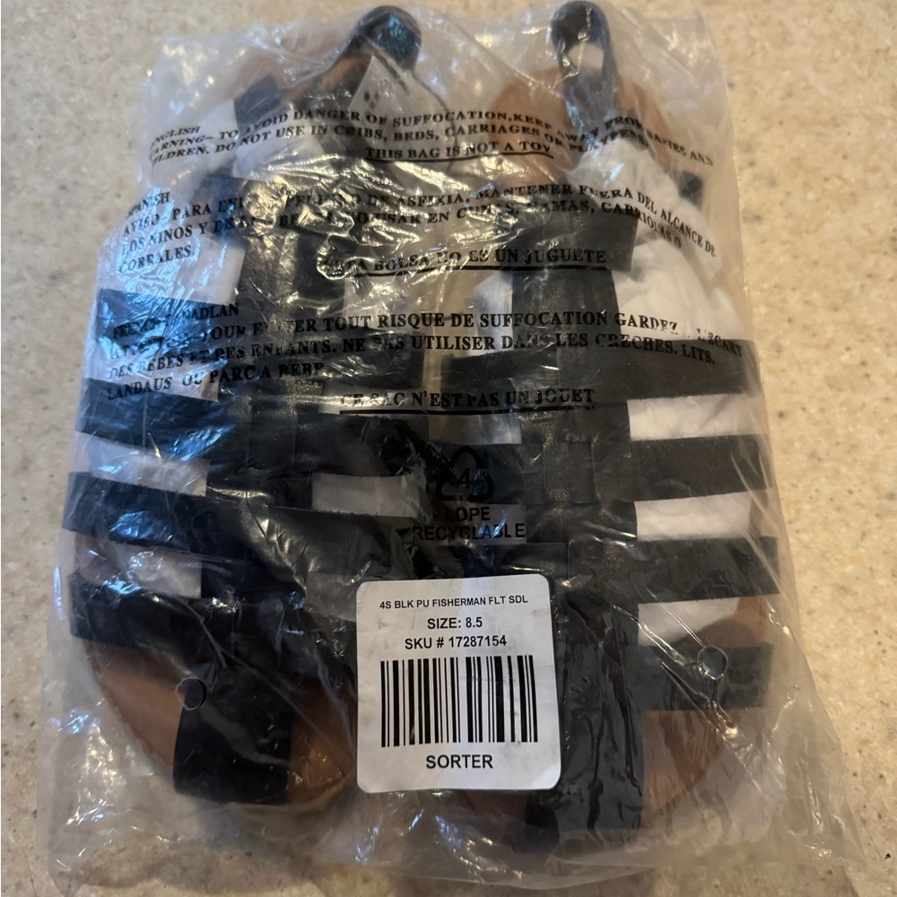 Faux Leather Fisherman Sandal (WW) 8.5